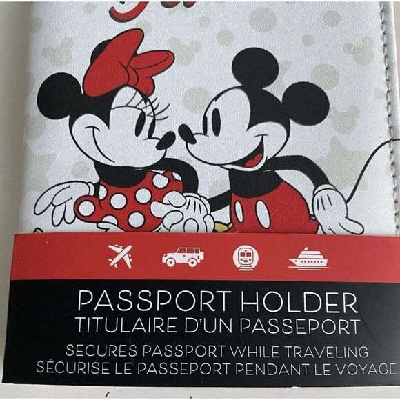Disney Passport Holder Mickey Minnie Mouse Adventure Awaits White Red NEW - Picture 3 of 6